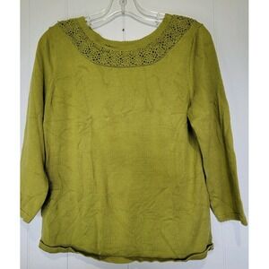 Green Sweater With Crochet Detail Women's Size XL Long Sleeve‎